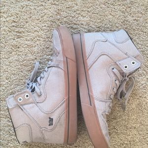 Supra mid top